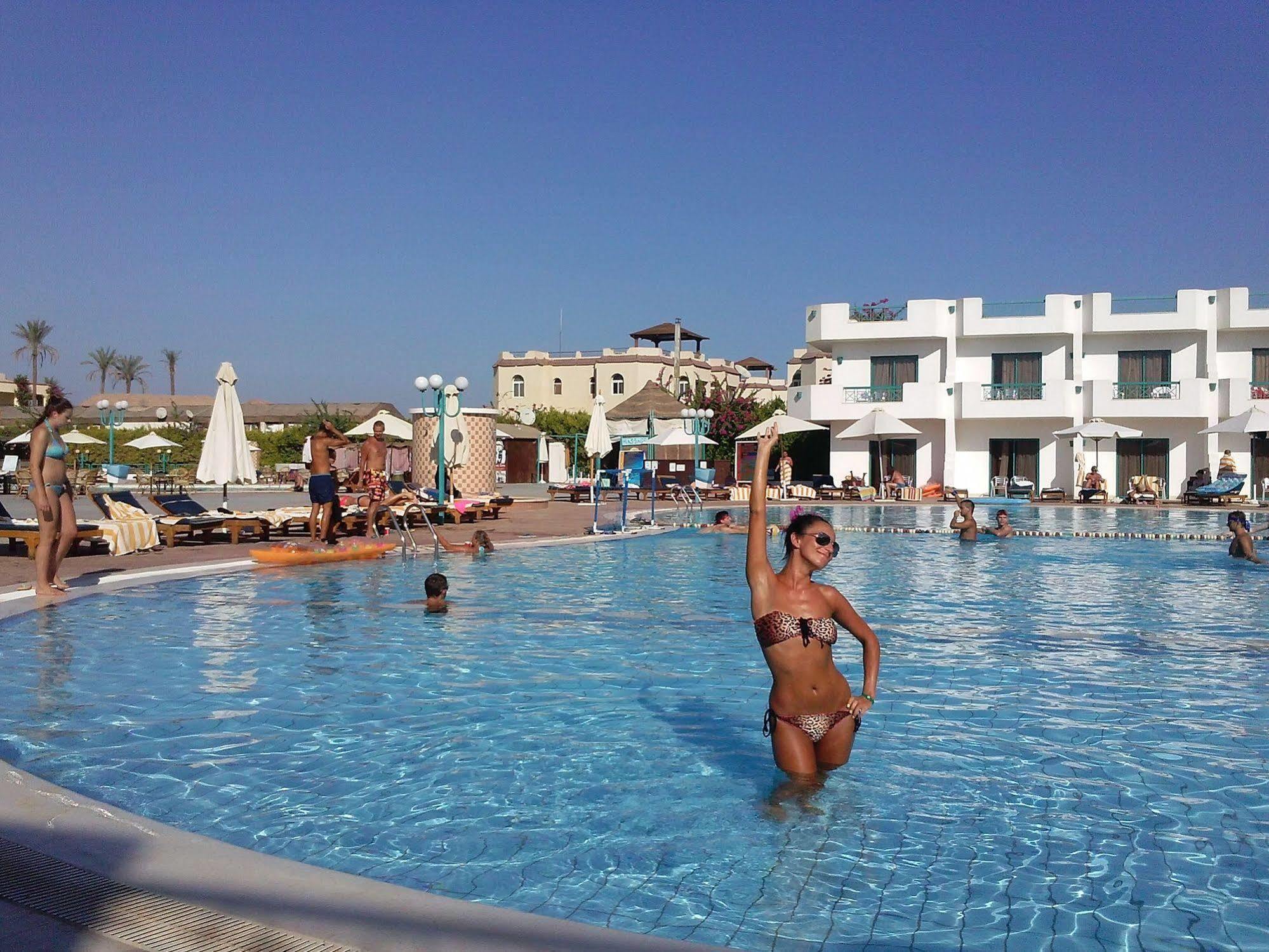 Sharm Cliff Resort Exterior photo