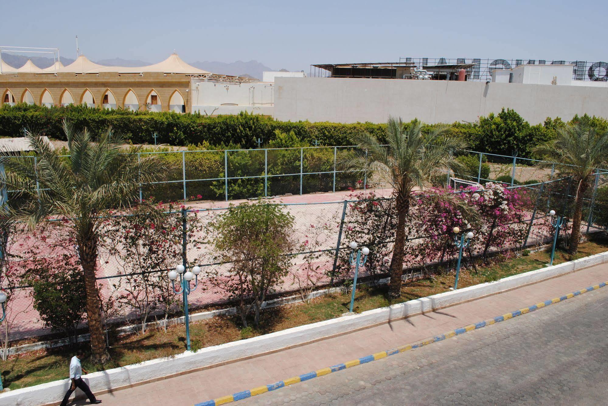 Sharm Cliff Resort Exterior photo